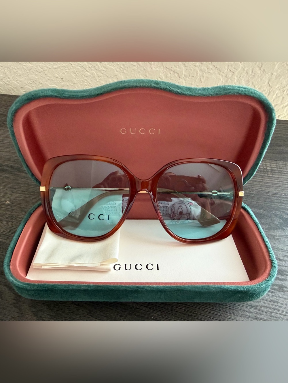 Authentic Gucci Oversized Square Sunglasses Brown Teal Lenses w/ Case